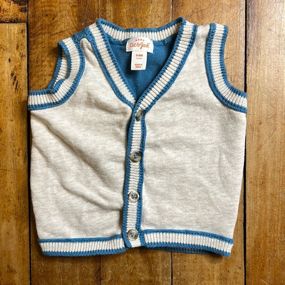 Cat & Jack sweater vest 3 to 6 months cream blue Easter pictures wedding